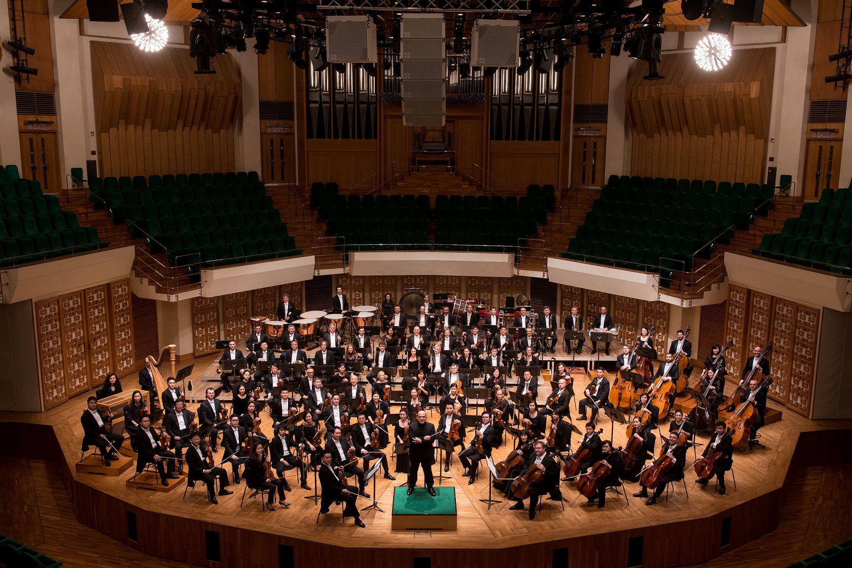 【文藝】悶壞了，本港最近有什麼好節(jié)目？