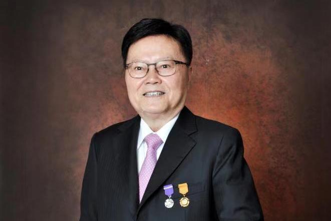 投資興業(yè)，回饋家鄉(xiāng)——記香港佳寧娜集團(tuán)董事局主席馬介璋