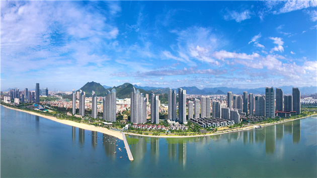 廈門同安稅務(wù)開通首條雙語專線服務(wù)臺企