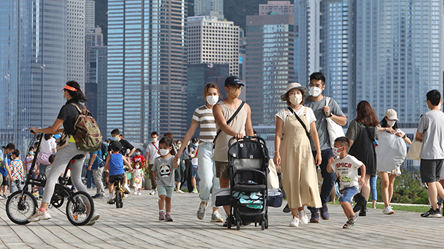 第五波疫情受控 感謝中央支援 特首冀復常之路穩(wěn)步前行