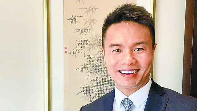 朱鼎?。簽硡^(qū)一體化是港人新任務(wù)