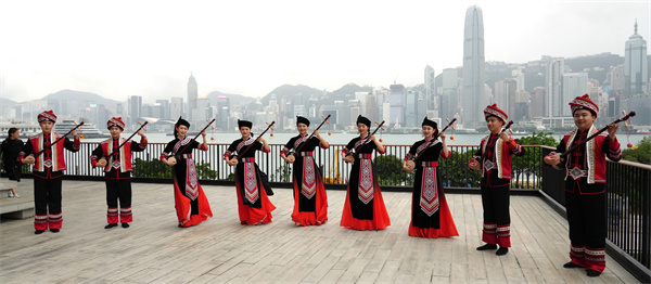 桂崇左壯族天琴藝術(shù)走進香江