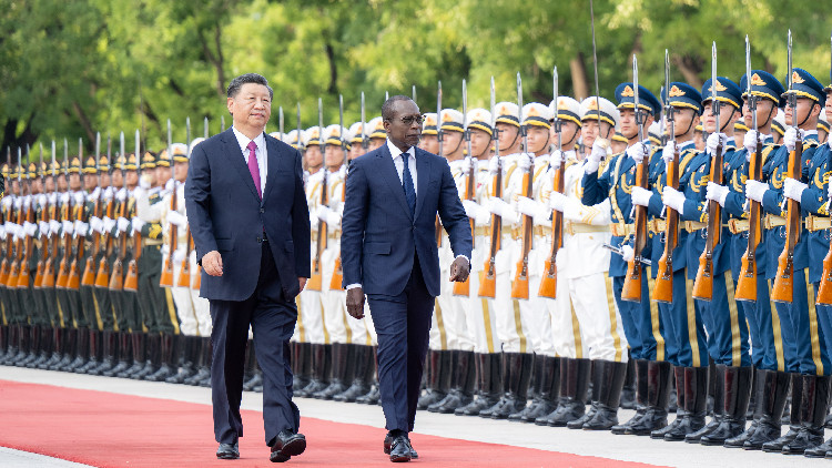 習近平同貝寧總統(tǒng)塔隆會談 兩國元首宣布中貝建立戰(zhàn)略夥伴關係