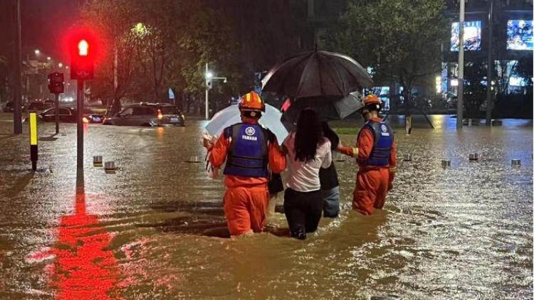 「蘇拉」「?？怪?7地市受災(zāi) 廣東撥付1.75億元救災(zāi)