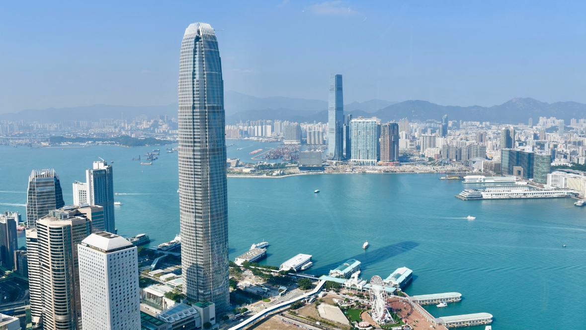 【鑪峰遠(yuǎn)眺】百年變局動蕩多 維護國安莫鬆懈