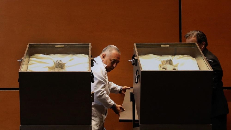 墨西哥議會(huì)舉行聽(tīng)證會(huì) 展出疑似「外星生物」遺骸