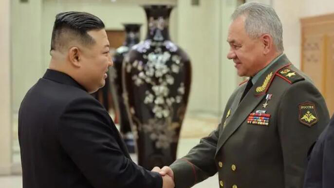 朝中社：金正恩會(huì)晤俄防長(zhǎng)紹伊古