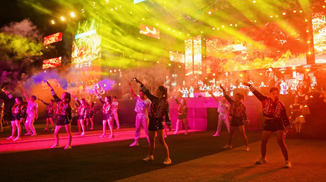 有片∣奏響灣區(qū)吉他最強音 第二屆粵港澳大灣區(qū)吉他文化藝術(shù)展演開幕