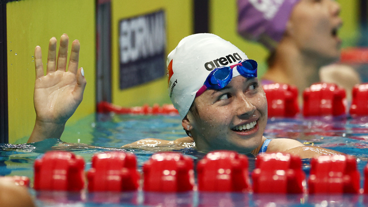 港隊(duì)亞運(yùn)直擊 | 何詩蓓破亞洲紀(jì)錄奪女子100米自由泳金牌