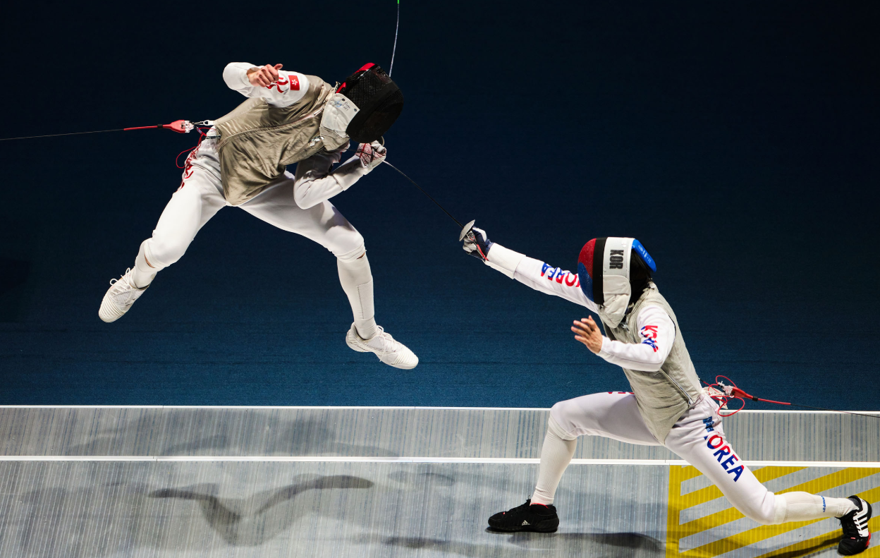 港隊(duì)亞運(yùn)直擊 | 港隊(duì)男子花劍團(tuán)體賽負(fù)韓國(guó)獲銅牌
