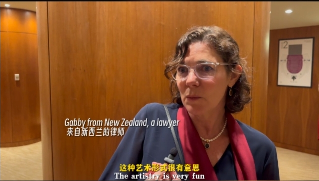 有片｜「我會(huì)上網(wǎng)搜更多《詠春》的資料?！? title=