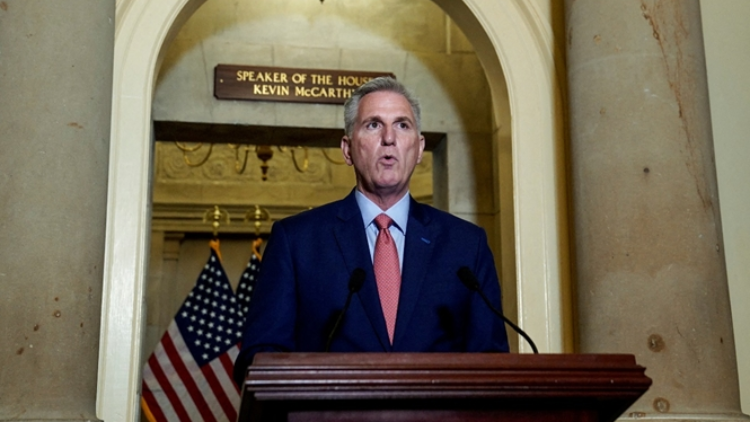 不滿眾院議長(zhǎng)麥卡錫作出退讓 美共和黨強(qiáng)硬派議員擬提案罷黜