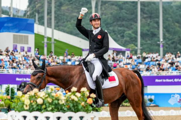 【亞運奪冠】歷史突破！中國隊獲馬術三項賽團體、個人金牌 