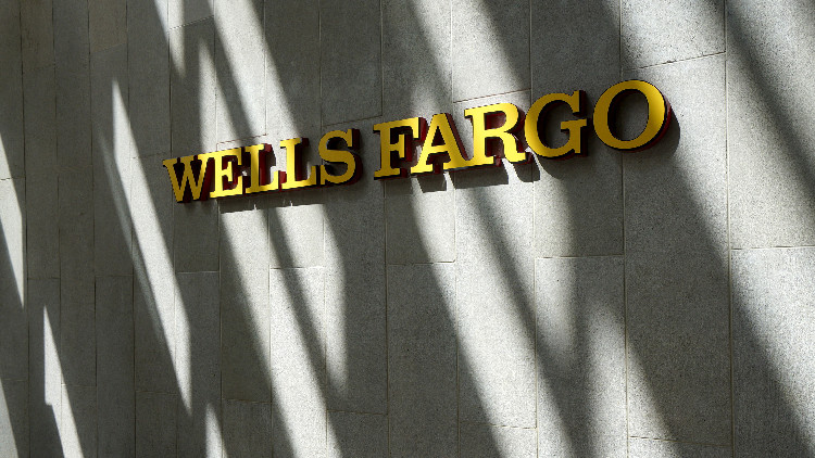 美國(guó)富國(guó)銀行46歲高管跳樓身亡