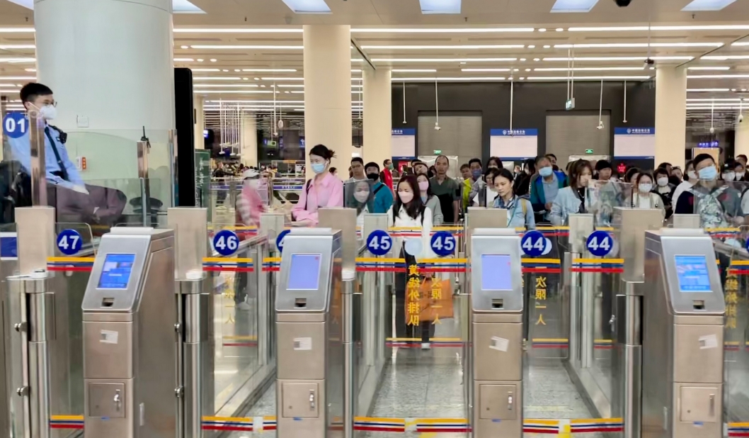 最新提醒！福田、羅湖等口岸正常開關(guān) 深圳灣口岸仍暫停服務(wù)