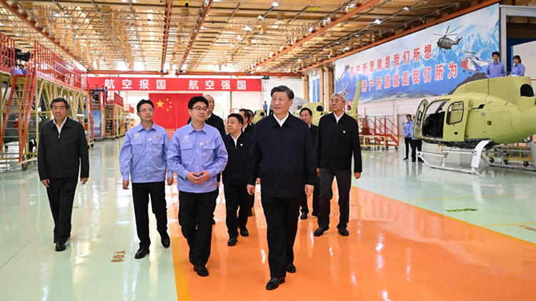 習(xí)近平在江西考察時(shí)強(qiáng)調(diào) 解放思想開拓進(jìn)取揚(yáng)長補(bǔ)短固本興新 奮力譜寫中國式現(xiàn)代化江西篇章