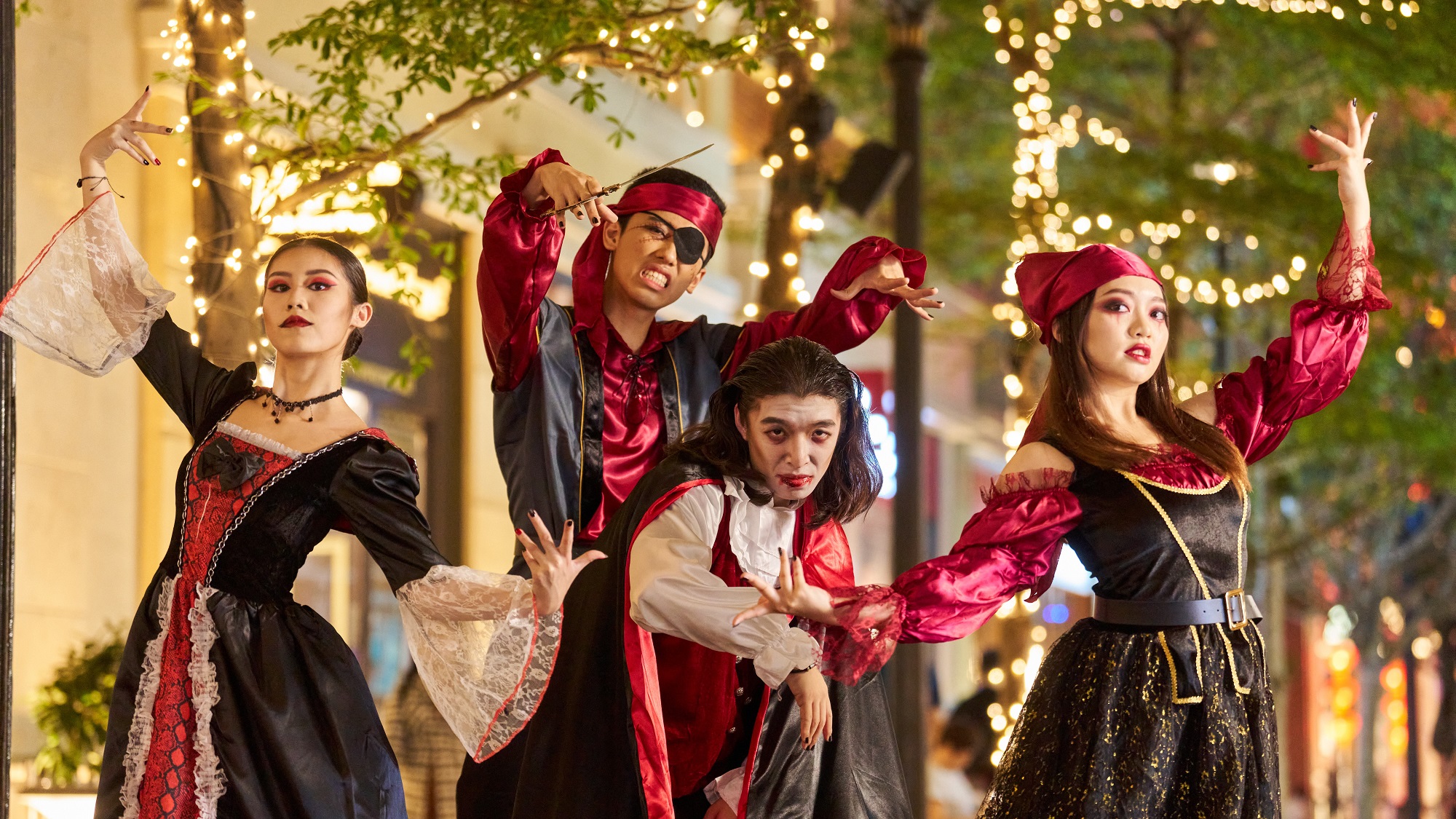 【玩樂】玩轉(zhuǎn)萬聖節(jié) 參加嘩鬼巡遊派對