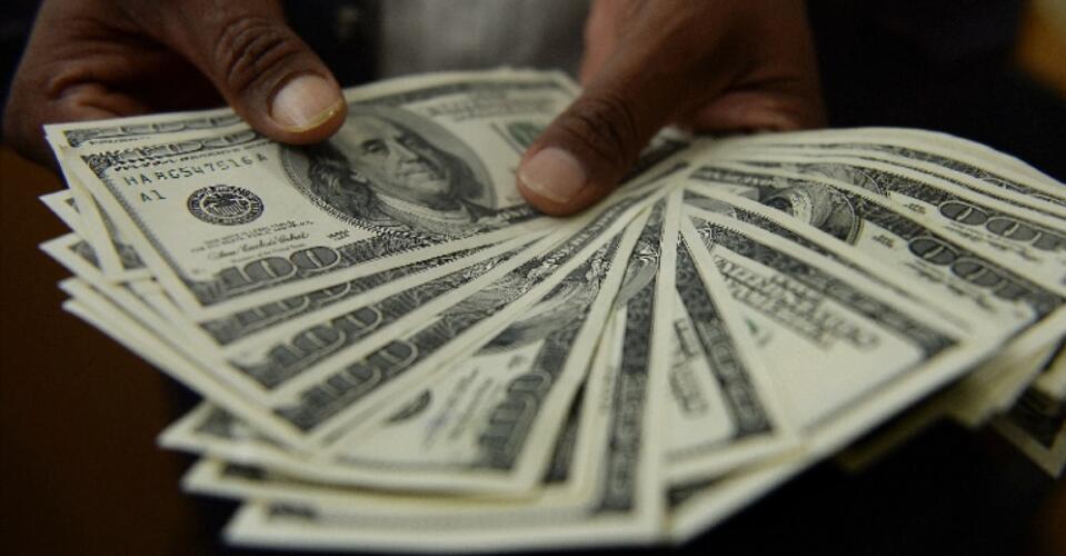 綜述：多國經(jīng)濟學(xué)家認(rèn)為美國高利率政策拖累世界經(jīng)濟