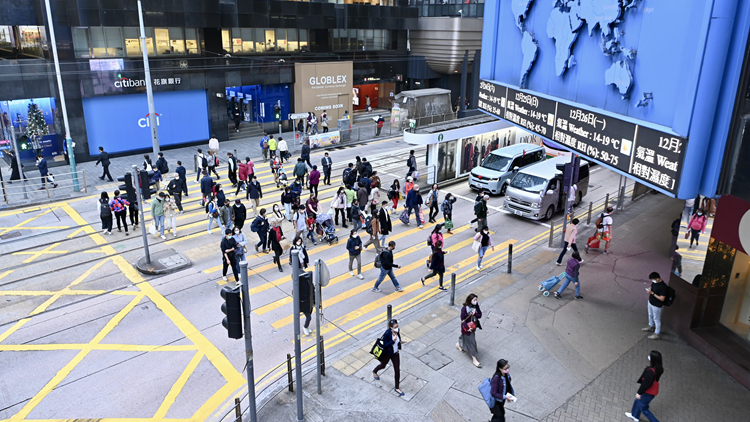 施政報(bào)告｜在港投資3000萬可申請(qǐng)來港 外國(guó)在港公司人員明起可申請(qǐng)一簽多行到內(nèi)地