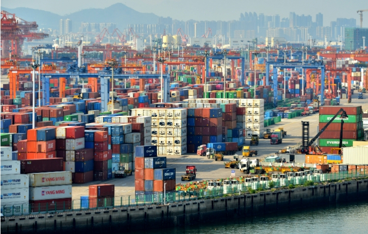 IFF報(bào)告：預(yù)計(jì)中國(guó)經(jīng)濟(jì)2023年將增長(zhǎng)5.2%