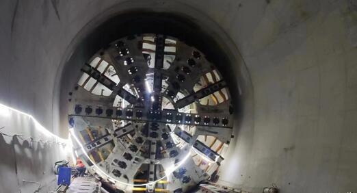 「長江上游軌道第一隧」進(jìn)入盾構(gòu)掘進(jìn)施工階段