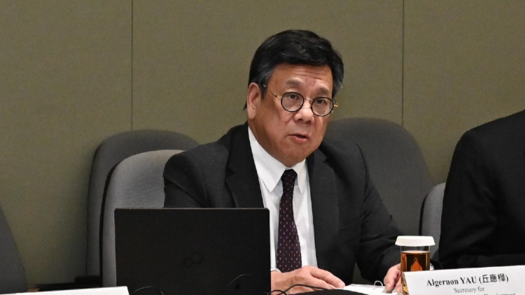 丘應(yīng)樺：向企業(yè)提供更多彈性還款選項(xiàng) 強(qiáng)化信保局的承保能力