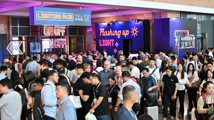 秋燈展、戶外照明博覽、環(huán)保博覽共吸引逾6萬買家參觀  