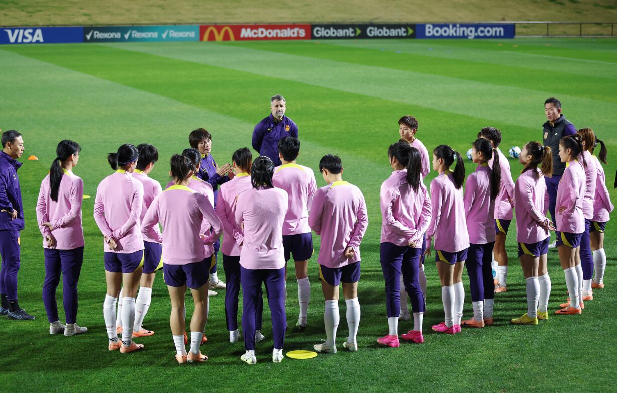 前瞻：明日決戰(zhàn)韓國，中國女足只?！溉A山一條路」