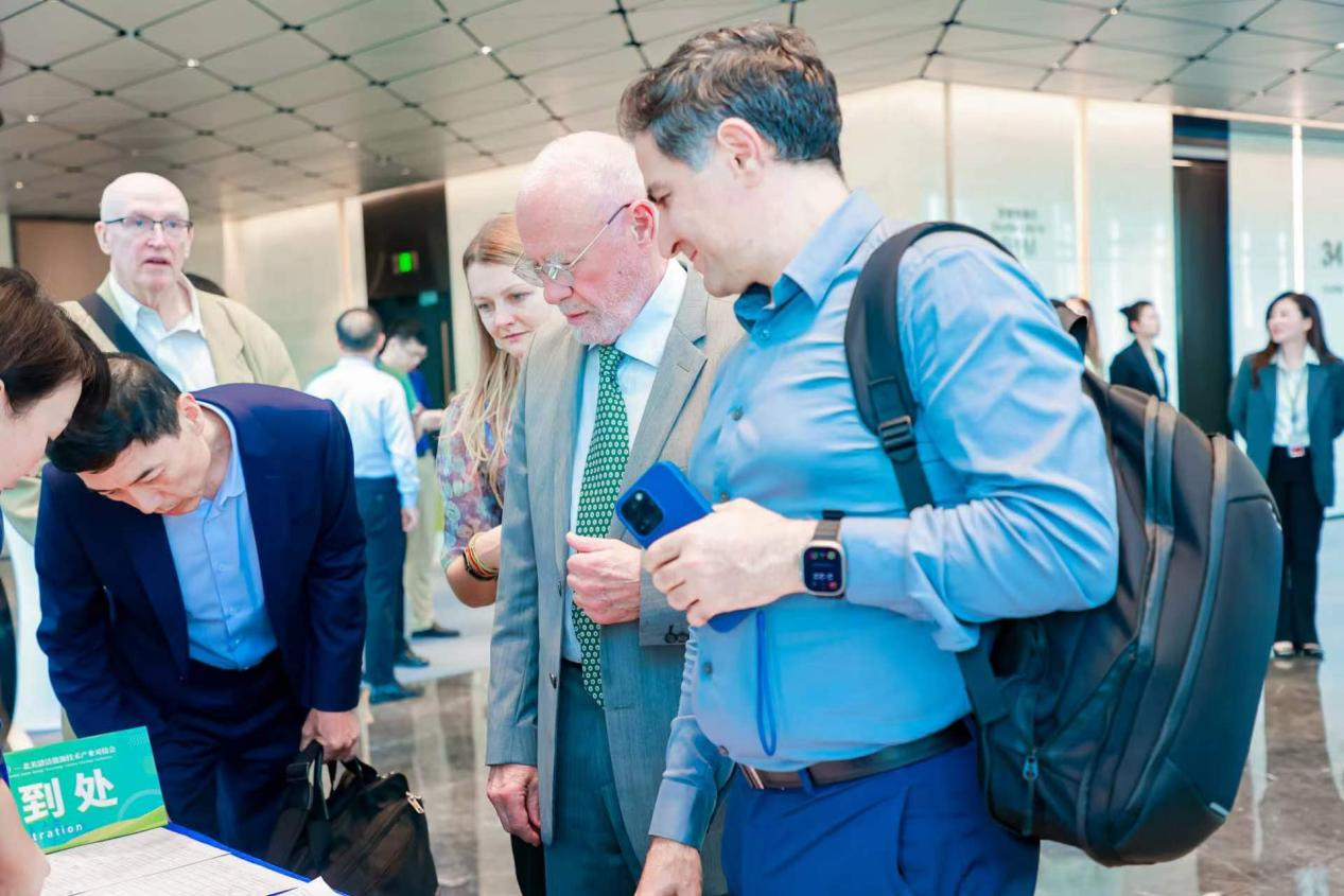 深圳舉辦深港與北美清潔能源技術產業(yè)對接會