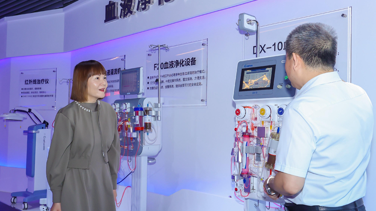 粵港澳大灣區(qū)發(fā)展專員陳潔玲訪問(wèn)珠海 考察當(dāng)?shù)貏?chuàng)科企業(yè)