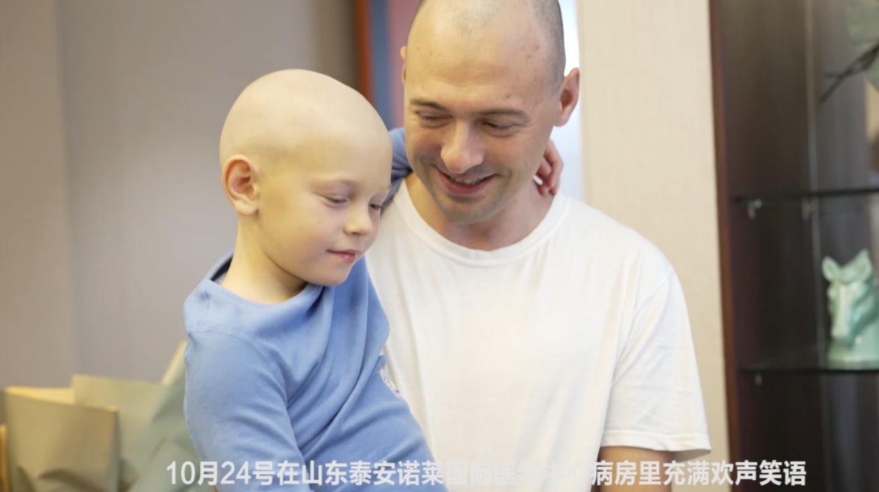 莫斯科腦癱患兒跨越國界慕名奔赴諾萊醫(yī)學(xué)求醫(yī)