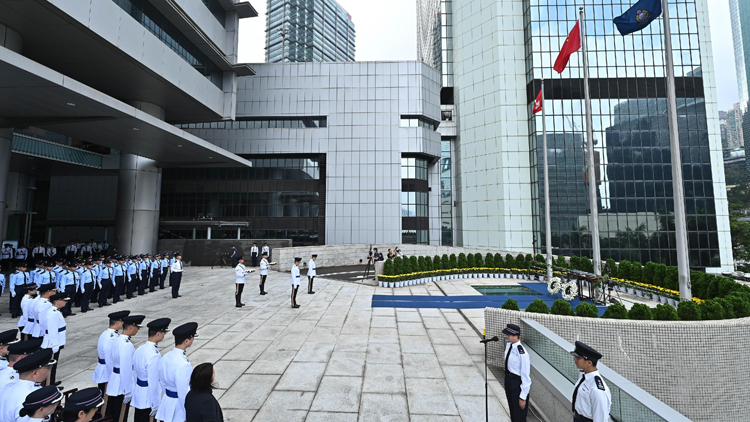 警隊(duì)悼念殉職警員 蕭澤頤：會(huì)繼續(xù)做好維護(hù)國安工作