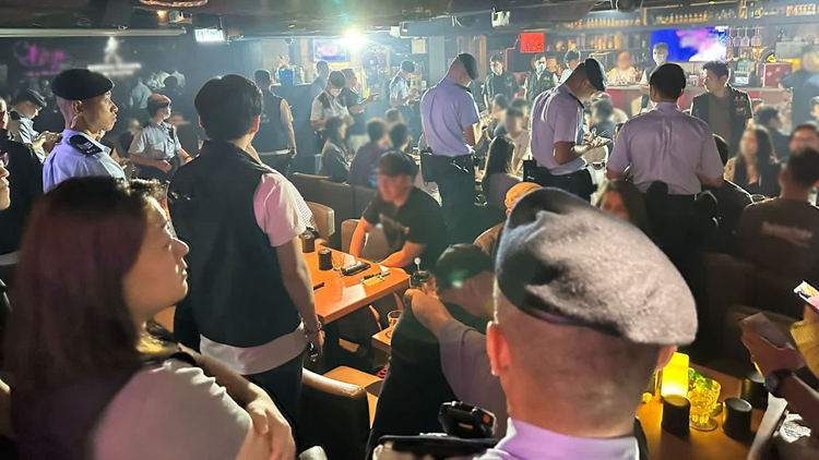 警方一連3日全港大反黑 動(dòng)員逾1600人 拘捕335人