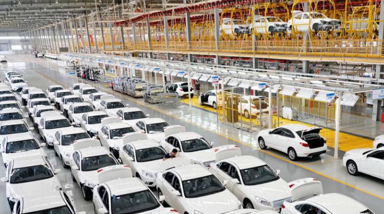 乘聯(lián)會(huì)崔東樹(shù)：料今年全年國(guó)內(nèi)汽車(chē)銷(xiāo)量達(dá)2950萬(wàn)臺(tái)