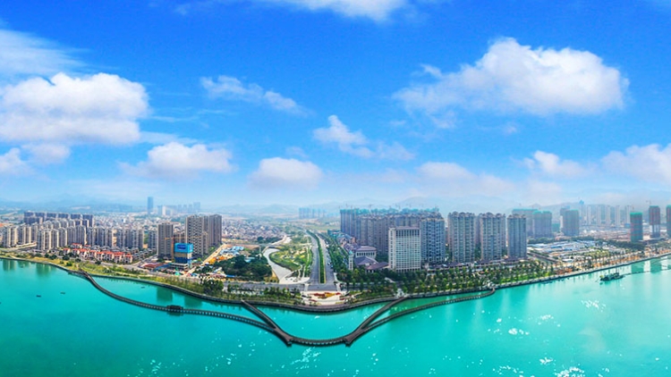 第三屆汕尾發(fā)展大會 現(xiàn)場簽約項目30個攬資457.57億元