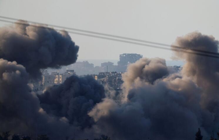 馬克龍與巴以領(lǐng)導(dǎo)人通電話 譴責(zé)針對(duì)巴勒斯坦平民的暴力行為 