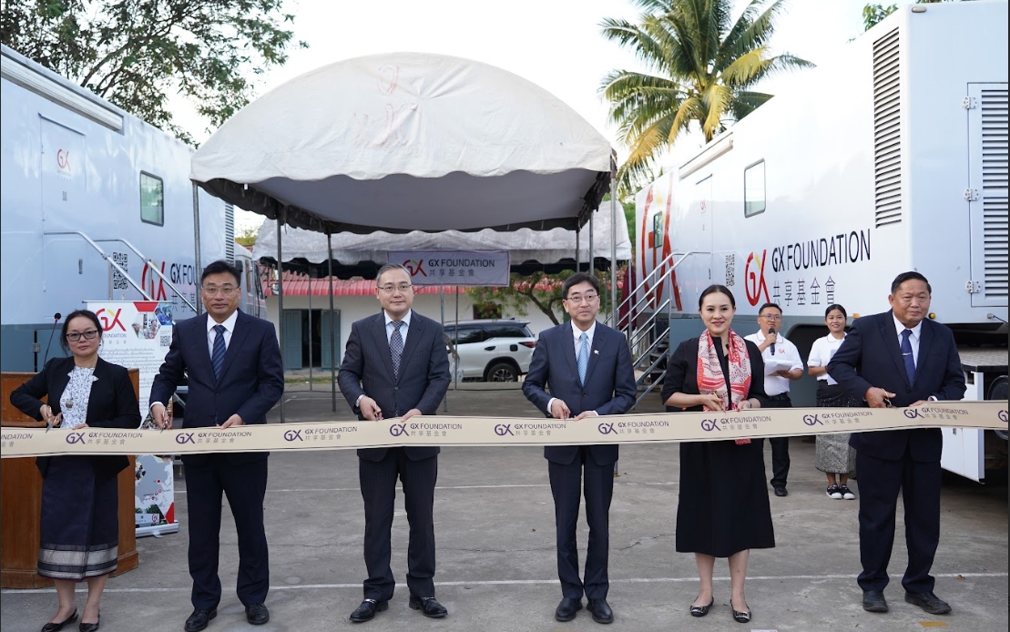 共享基金會(huì)老撾消除白內(nèi)障致盲項(xiàng)目遷至瑯勃拉邦 全球完成7000例免費(fèi)白內(nèi)障手術(shù)