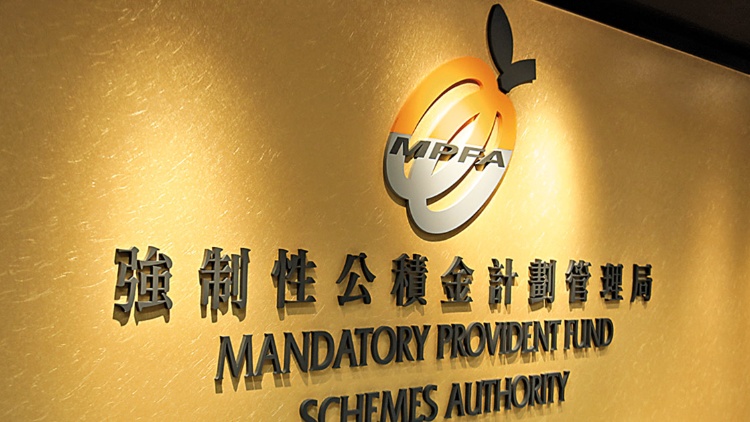 11月強(qiáng)積金人均賺過萬