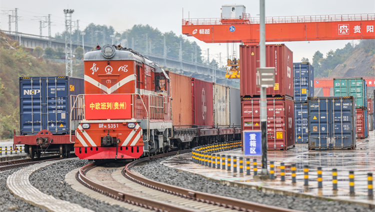 1-11月份中歐班列累計(jì)開(kāi)行16415列 發(fā)送貨物174.9萬(wàn)標(biāo)箱