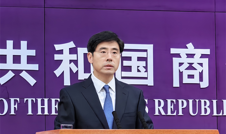 美再稱限制中國(guó)獲取半導(dǎo)體和尖端技術(shù)   商務(wù)部：只會(huì)讓美國(guó)企業(yè)失去中國(guó)市場(chǎng)