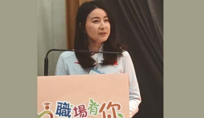 有片丨分享成功秘訣 郭晶晶：哭著追夢