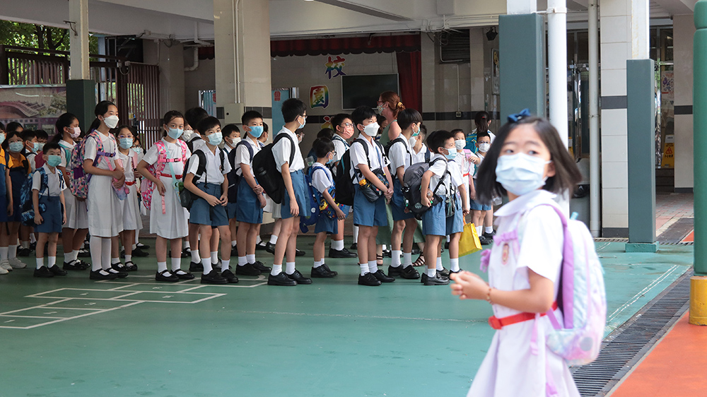 高才通專才子女來港入學(xué) 郭玲麗倡政府檢視學(xué)童人口結(jié)構(gòu) 