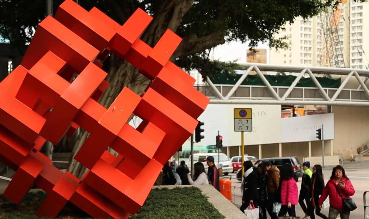 羅淑佩：研「加分」制鼓勵(lì)物管公司舉報(bào)公屋濫用