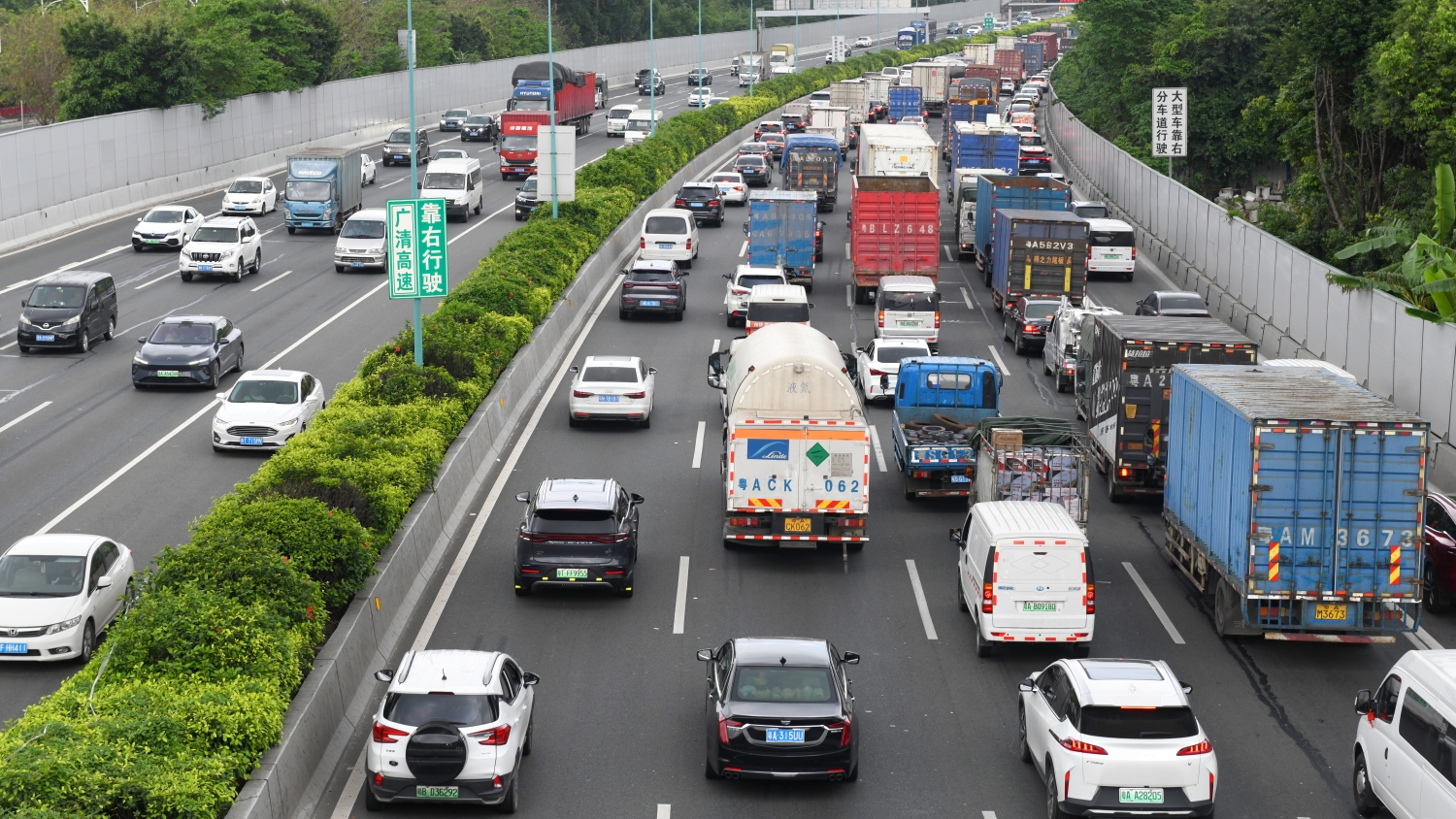 春節(jié)假期小型客車共免費(fèi)通行9天