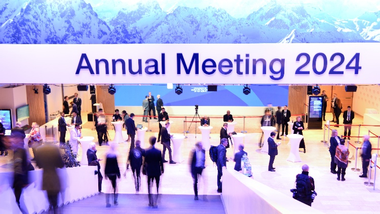 李強(qiáng)出席世界經(jīng)濟(jì)論壇2024年年會(huì)並發(fā)表特別致辭