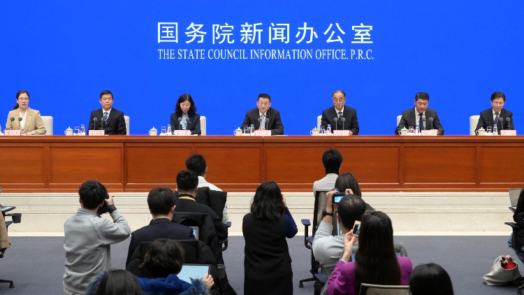 今年春運跨區(qū)域人員流動量預計將達90億人次