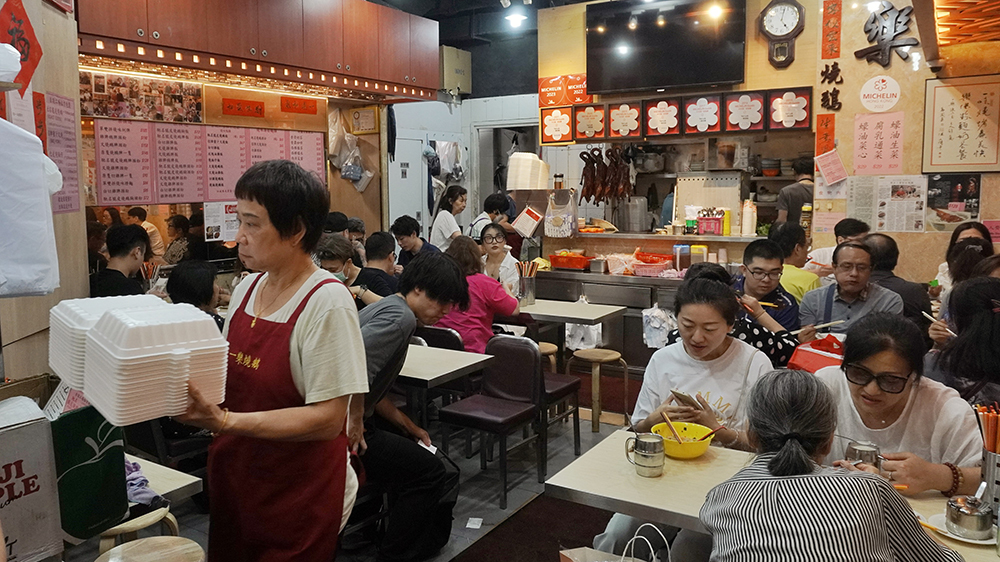 輸入外勞計(jì)劃正「開花結(jié)果」 內(nèi)地漸成本港勞務(wù)供應(yīng)地