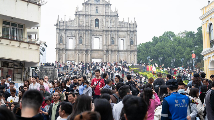 澳門17日起暫停非預(yù)約現(xiàn)場(chǎng)接種流感疫苗服務(wù) 預(yù)約人士?jī)?yōu)先接種