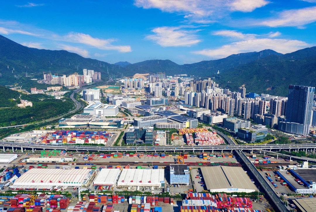 再破千億 深圳鹽田綜合保稅區(qū)2023年進出口總額創(chuàng)歷史新高
