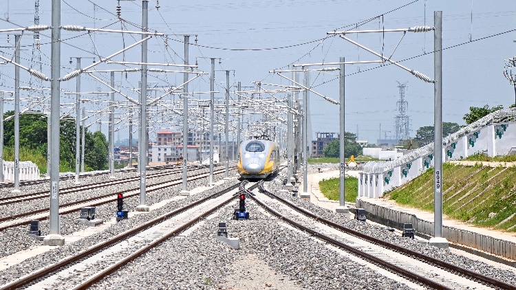 廣深港高鐵將推出「計(jì)次票」「定期票」，便利粵港兩地旅客往來